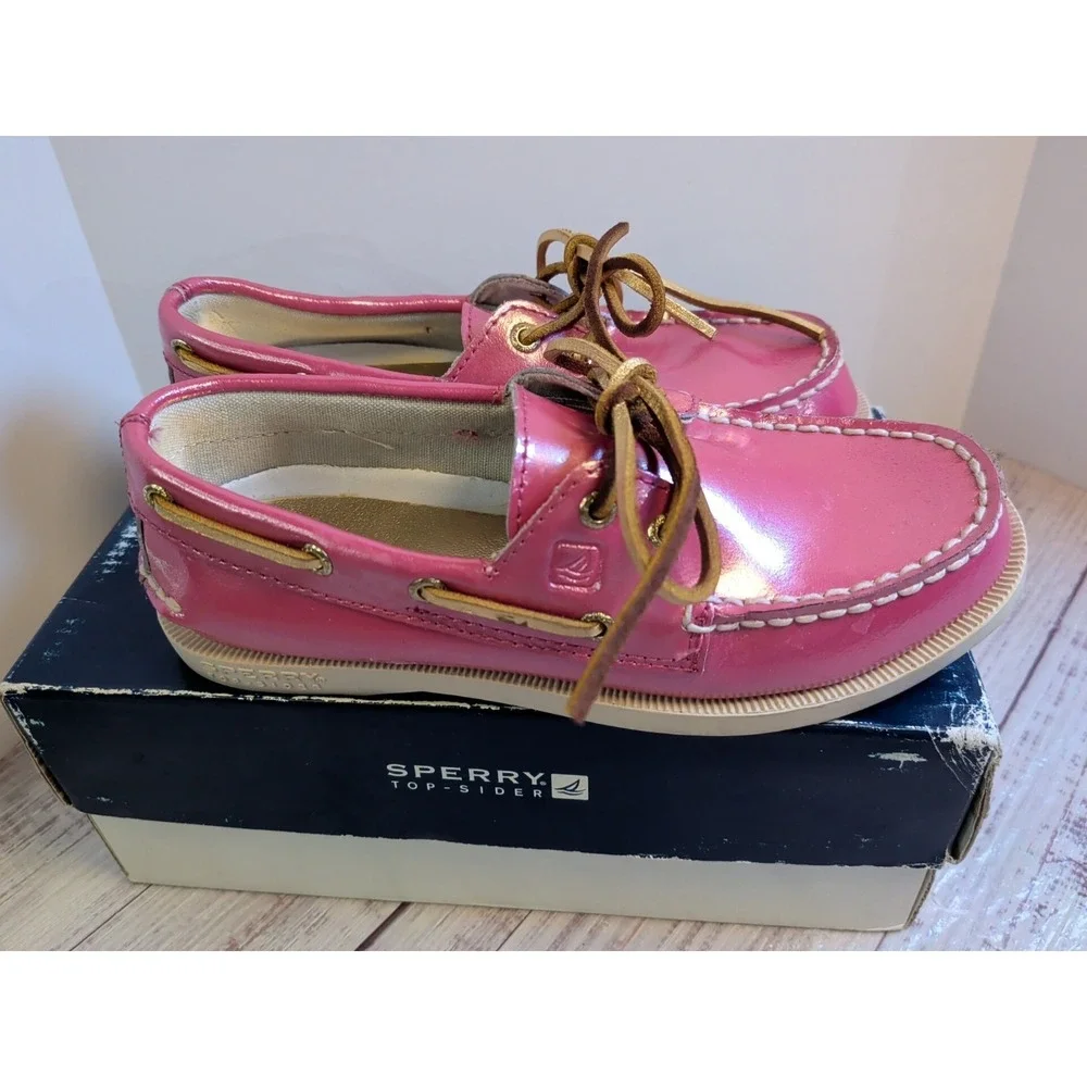 Sperry top sider girls teaberry/shiney pink size 13 M